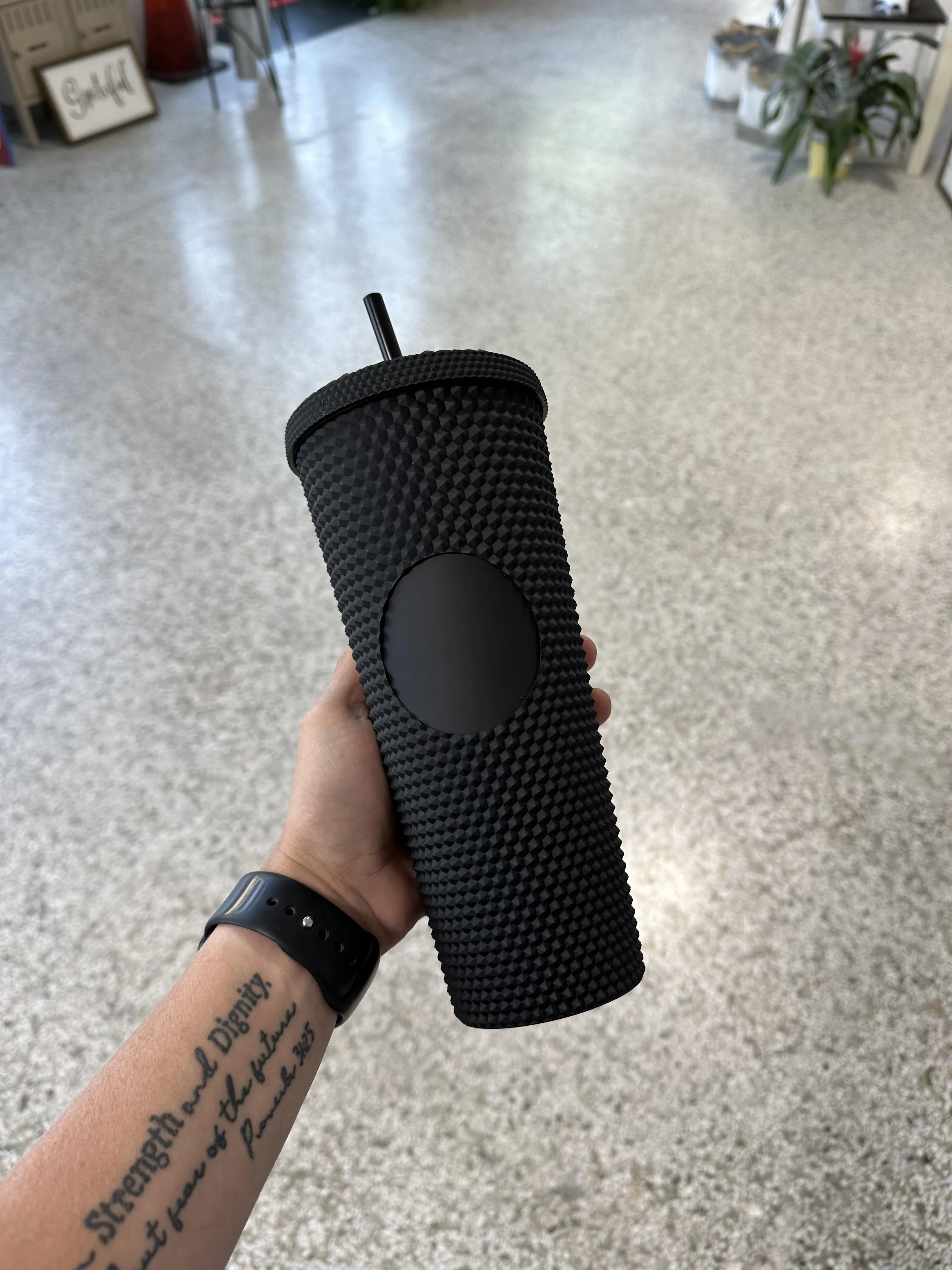 24oz Studded Tumbler