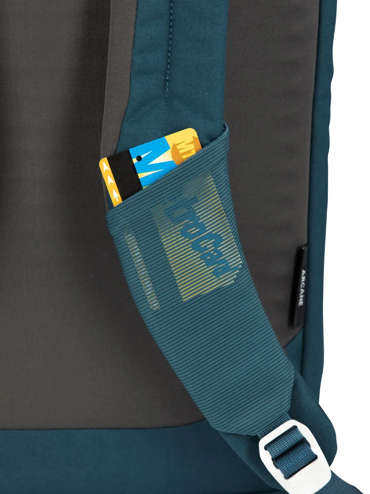 ARCANE TOTE PACK