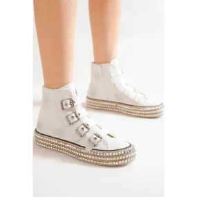 Beast Fashion Multi-Buckle Straps Studded Platform Sneakers