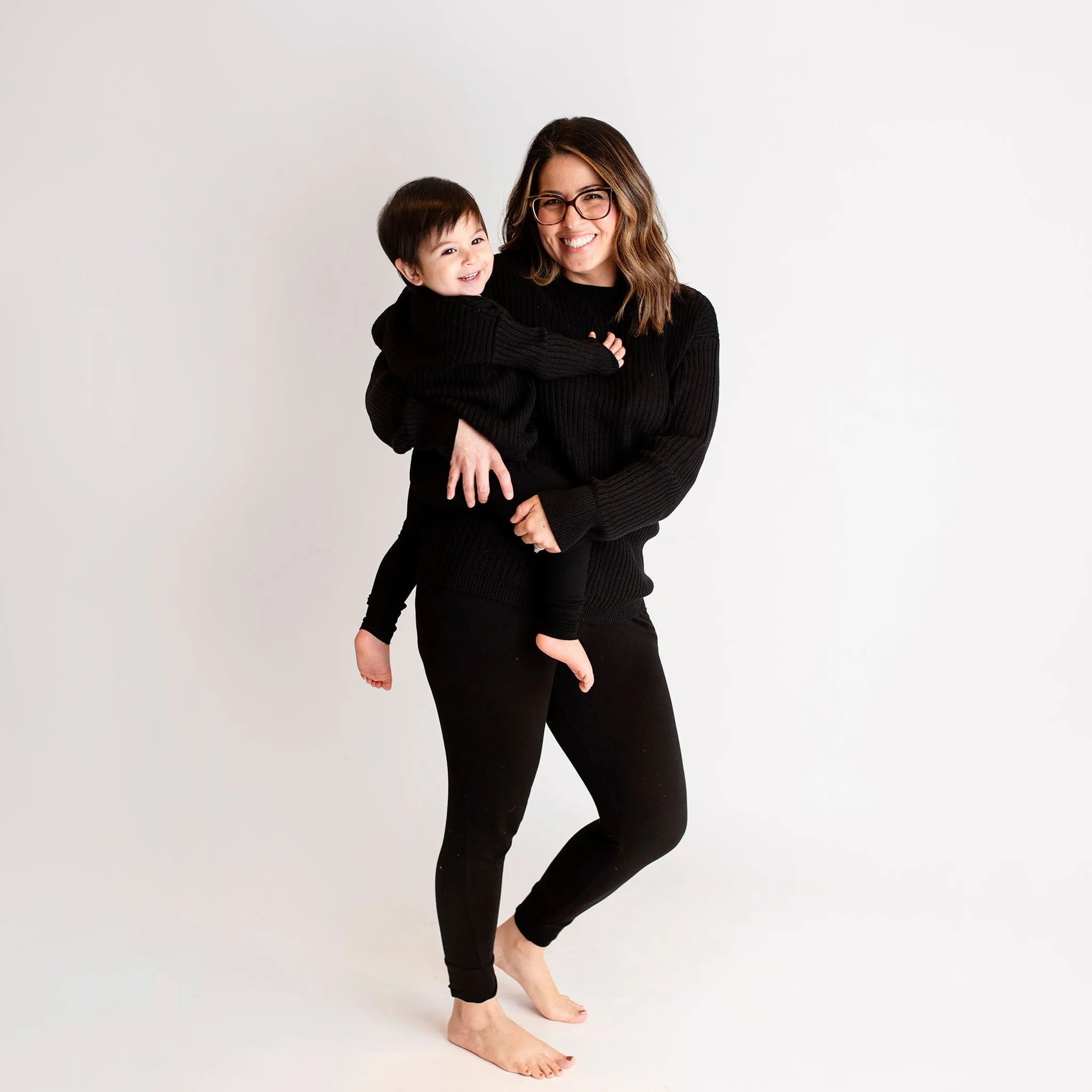 Black Women's Ribbed Knit Crew Neck Sweater