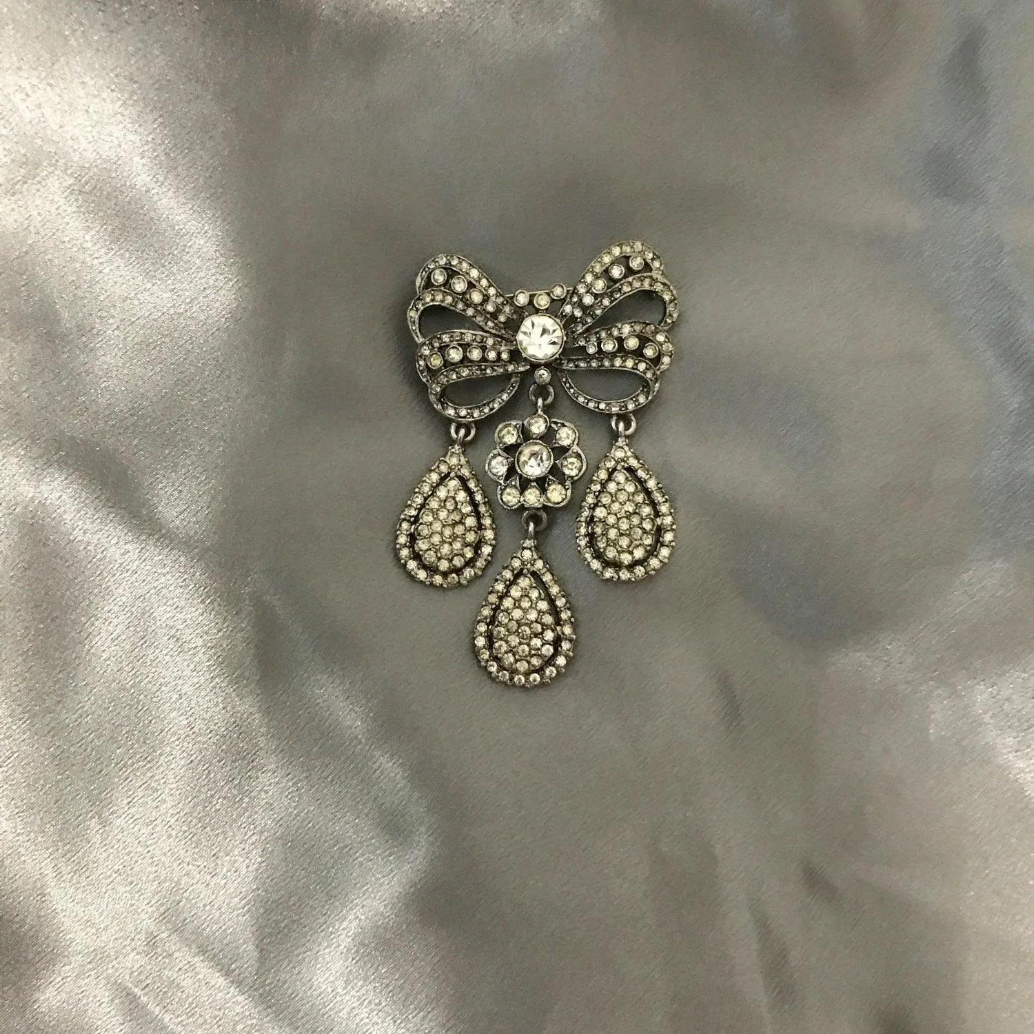 Kenneth Jay Lane Three Drop 18th Century Style Crystal Brooch