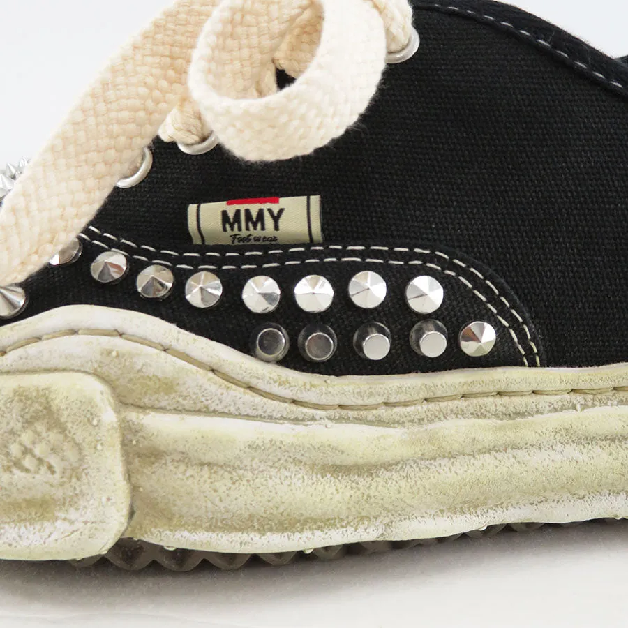 【Maison MIHARA YASUHIRO】<br>"BAKER"OG Sole Studded Canvas Low-Top Sneaker (BLACK) <br>A13FW736