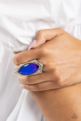 Paparazzi Ring ~ Stunning Showman - Purple