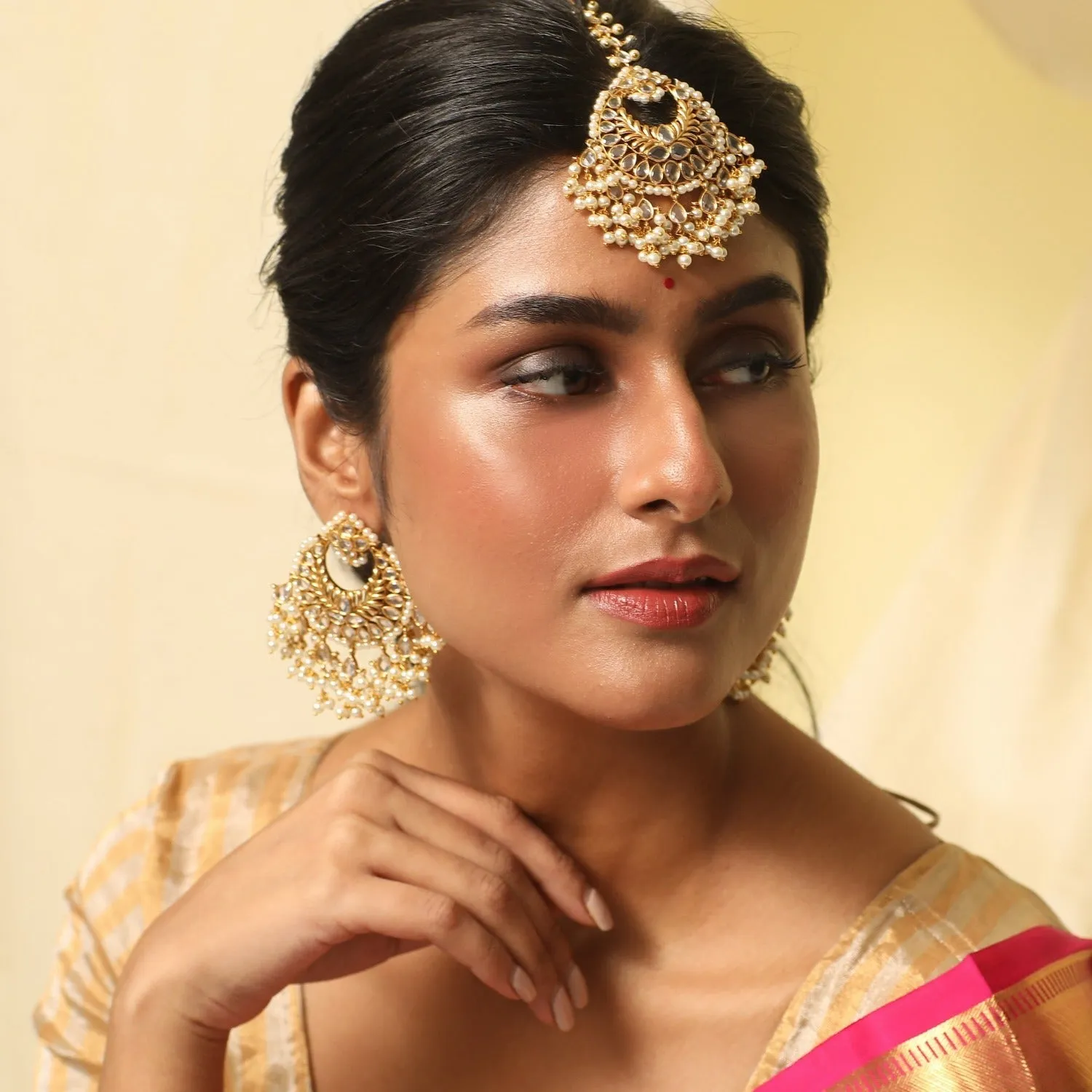 Regal Antique Maang Tika