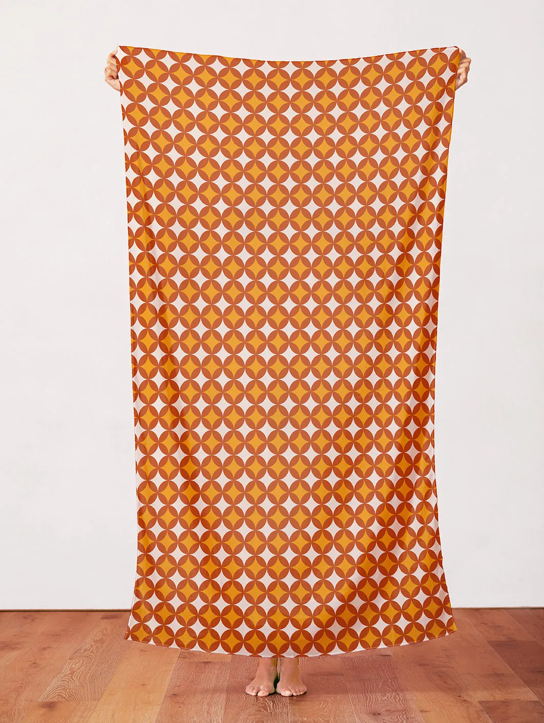 Star Studded - Brown/Mustard